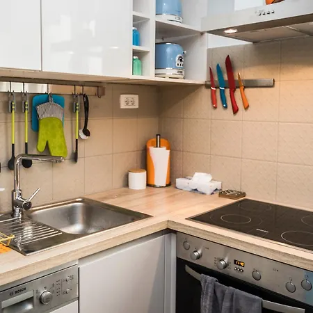 Apartament Old Stoney - Renovated Near Palace